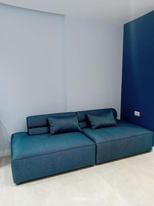 Tirana Road Blloku Area Apartment Bagian luar foto